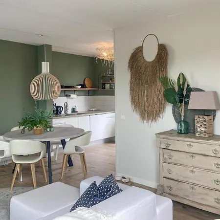Apartment Amazing In Egmond aan Zee